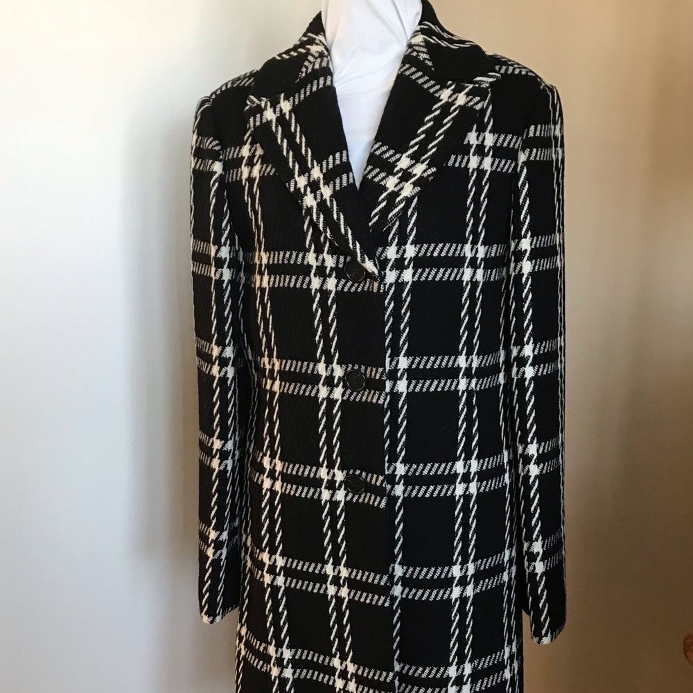 Ann Taylor size 4 coat Wool Blend Button Up